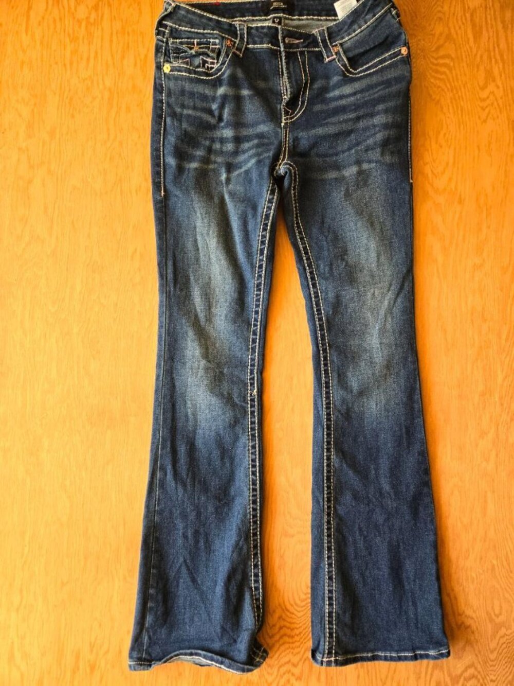 True Religion Becca Bootcut Big T Pink Stitch Dark Wash Jeans Women 28